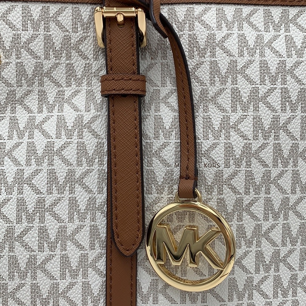 MICHAEL KORS TOP ZIP LARGE SHOULDER TOTE VANILLA COLOR NWT - Picture 4 of 16